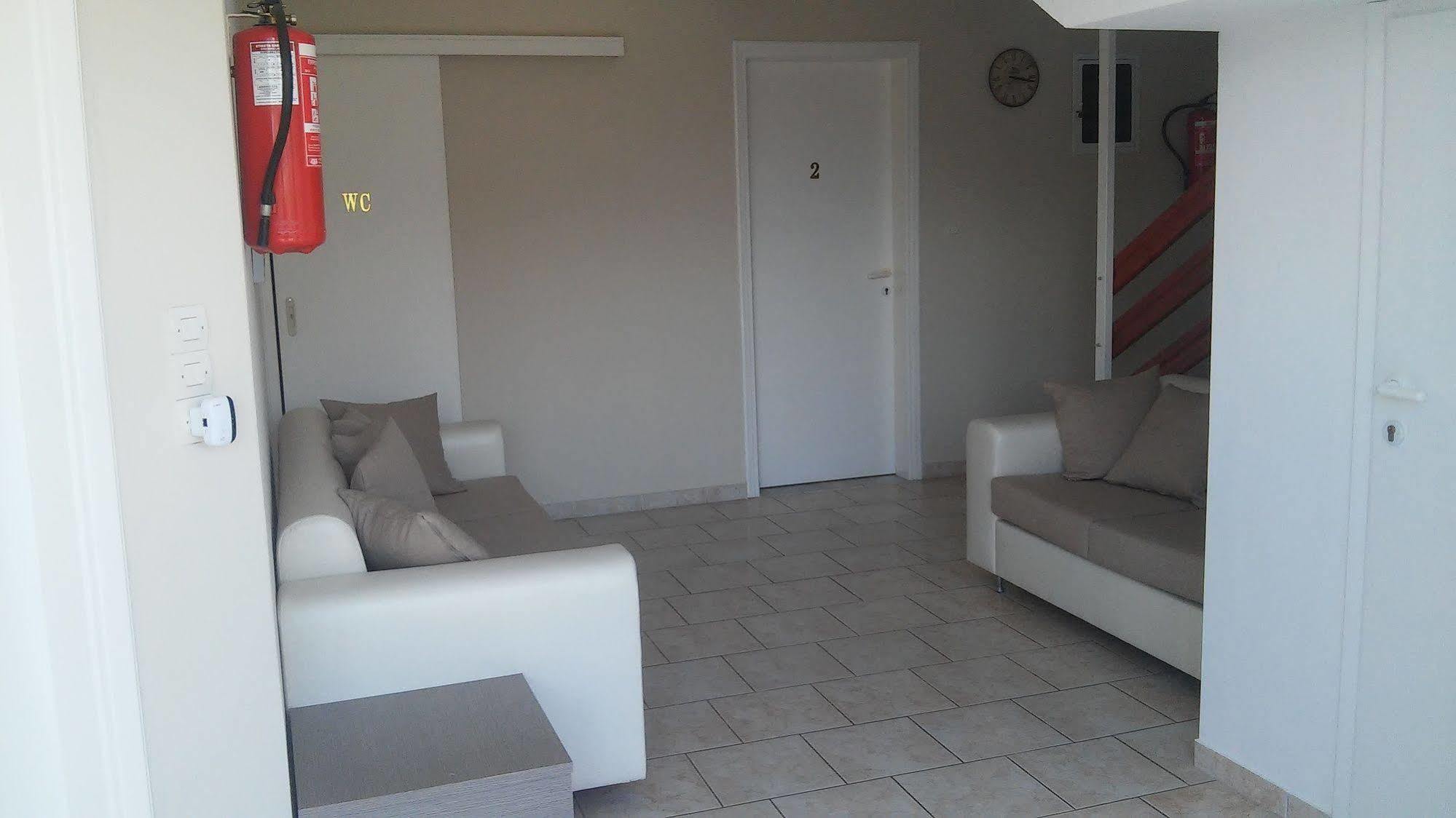 Dimitra Apartments กูเวส ภายนอก รูปภาพ