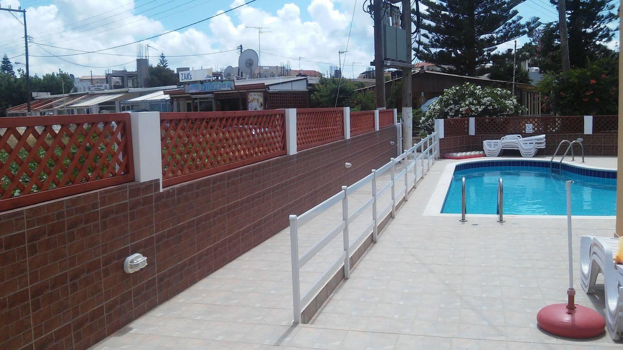 Dimitra Apartments กูเวส ภายนอก รูปภาพ
