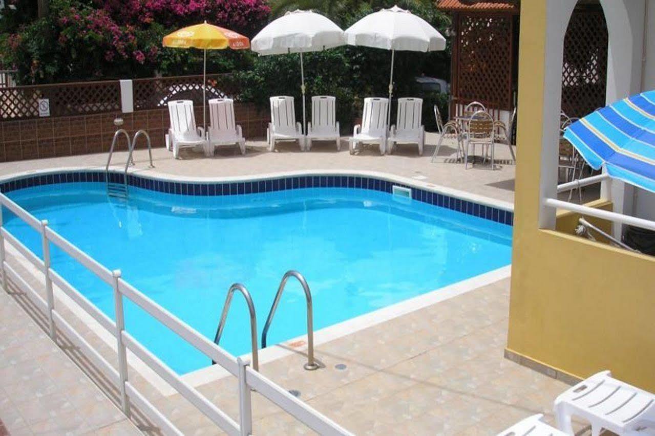 Dimitra Apartments กูเวส ภายนอก รูปภาพ